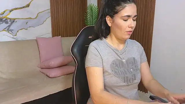 Loren_Tay Live XXX-chat