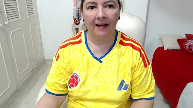 leonela_69 Adlı Modelin Canlı XXX Sohbeti