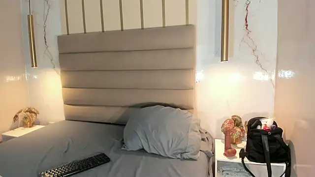 IsabelaStefano Adlı Modelin Canlı XXX Sohbeti