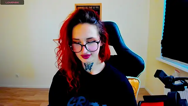 your_tora's Live XXX Chat