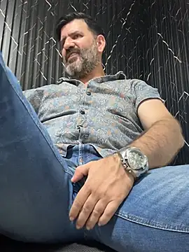 Chat XXX en directo de Hairy_Dad86