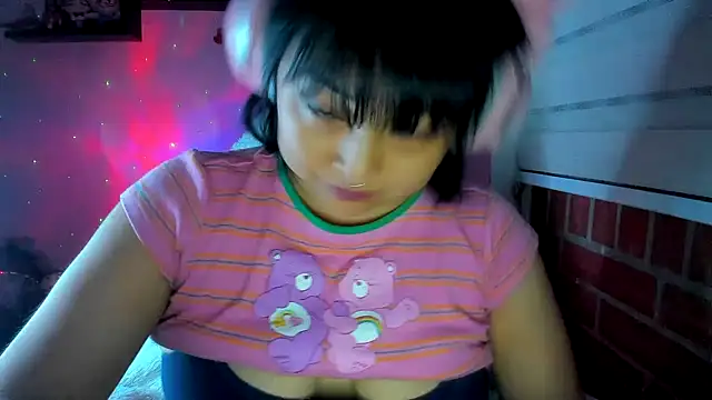 Онлайн чат XXX Shaddycute_