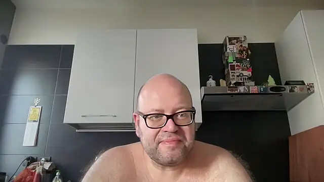 Pokazy przed kamerką – theitalianbear