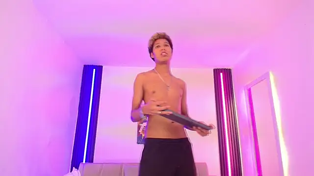 PharaohHeat_のライブXXXチャット