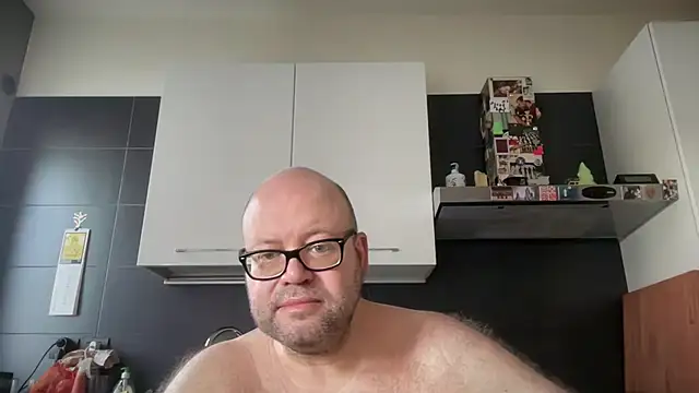 Chatroom XXX en direct de theitalianbear