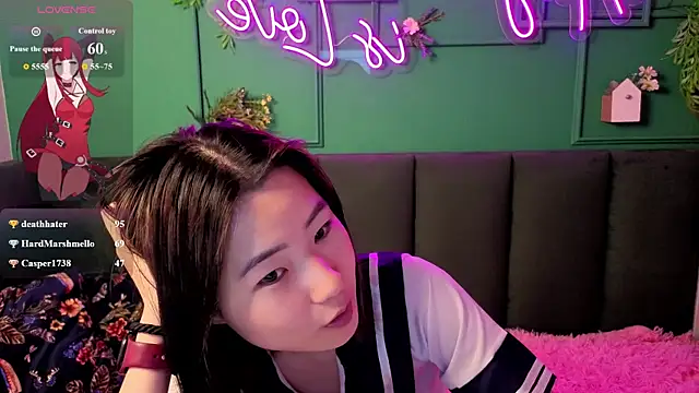 XXX chat uživo modela Runi_Asian