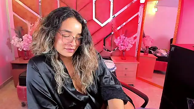Olivia_Fox69 Obrolan Langsung XXX