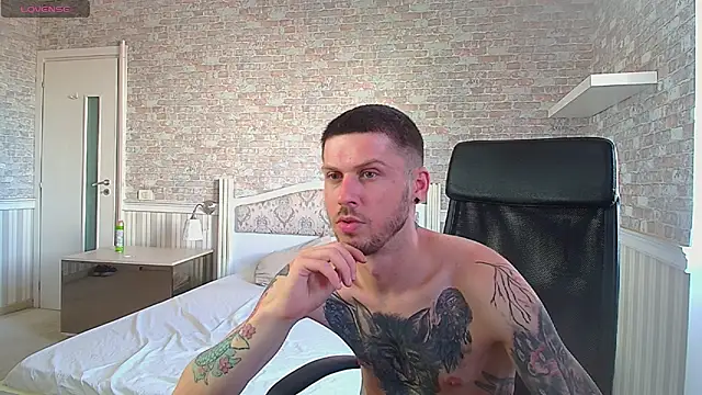 JonahShaw 라이브 XXX 채팅
