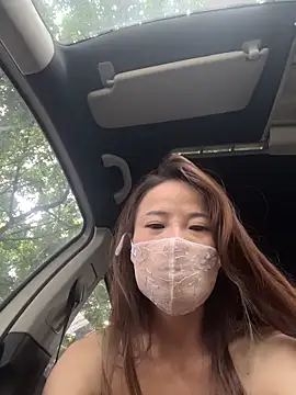 kiss_loo live XXX chat