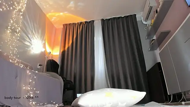 emy_lovee live XXX chat