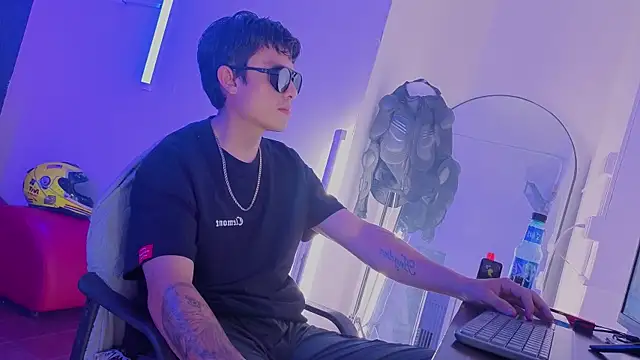 angel_still_: απευθείας συνομιλία ΧΧΧ