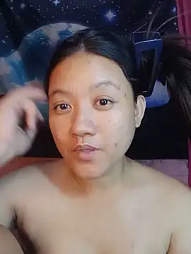 Urchanel live XXX chat
