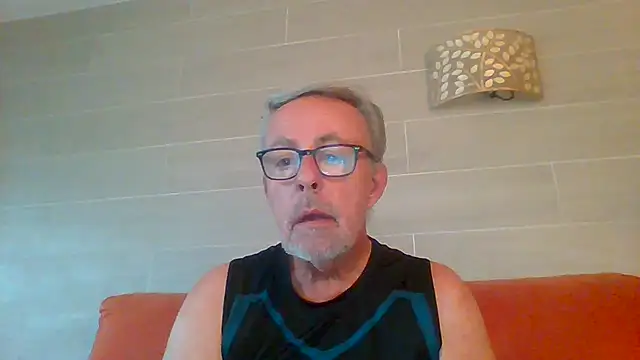 tuggy59 live XXX chat
