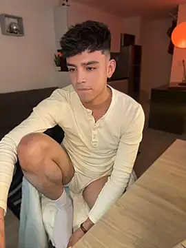 Chat XXX ao vivo de aronnhidden