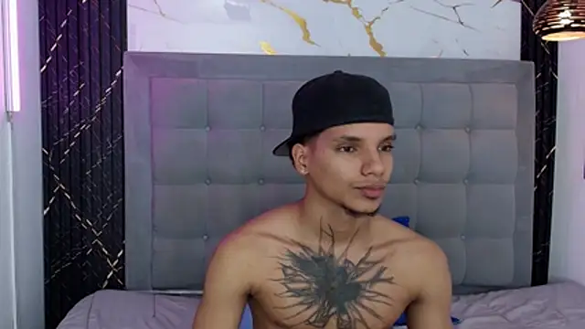 Chat XXX en directo de kai_storm77