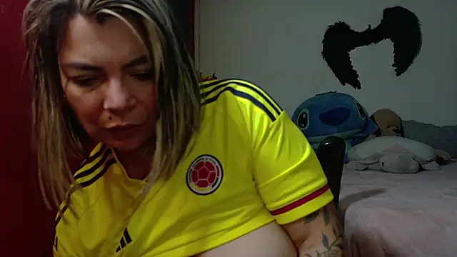 XXX chat uživo modela charlotedoll