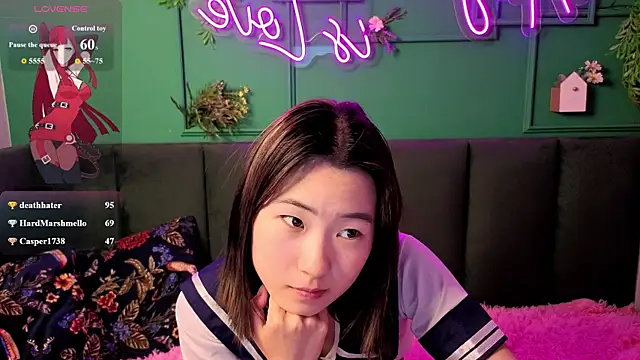 Runi_Asian – Naživo XXX chat