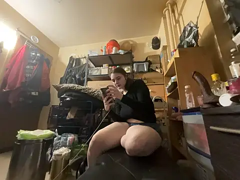 Snowbunnycake_131's Live XXX Chat