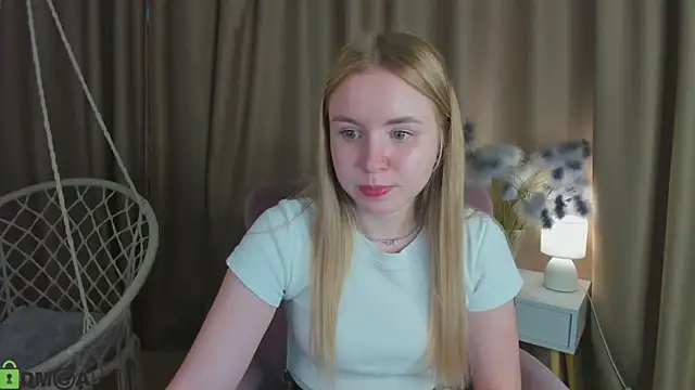 Chat +18 de Linda__Bloom ao vivo