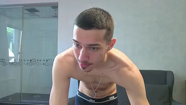 KaydenDrew's Live XXX Chat