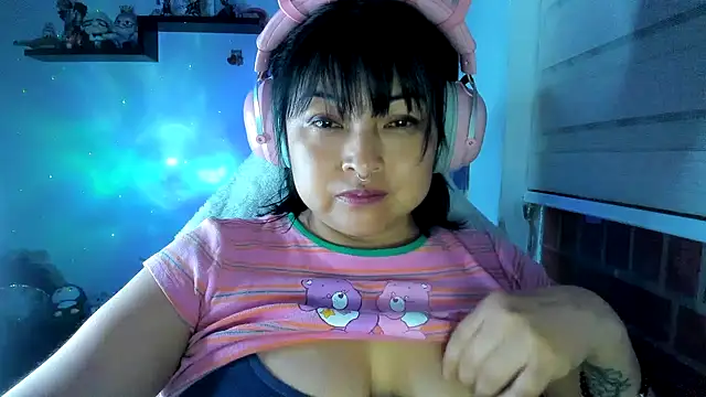 Shaddycute_ live XXX chat