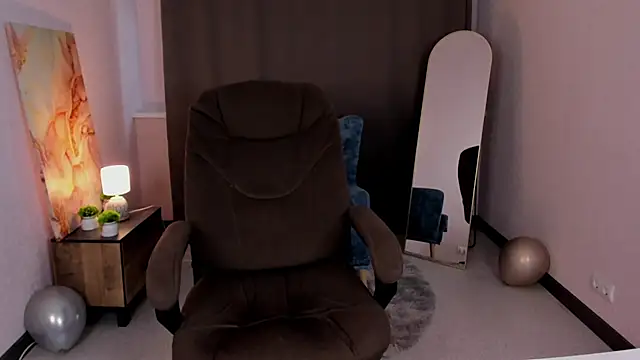 eva_sicret XXX чат на живо