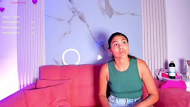 LunaRossie_'s Live XXX Chat