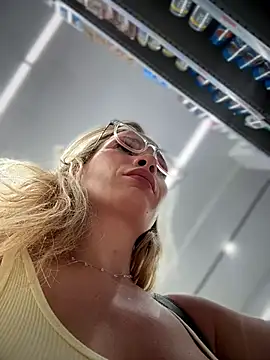 Chat +18 de LavenderHot ao vivo