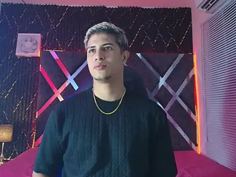 Chat +18 de dominic_connor ao vivo