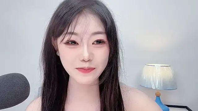 smalldaiwang Chat XXX live