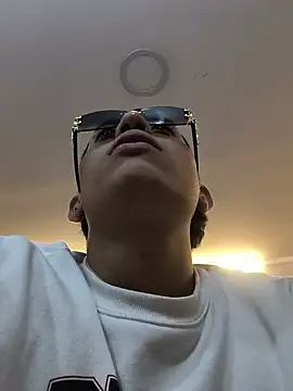 Thiagoo_Vegaのウェブカメラショー