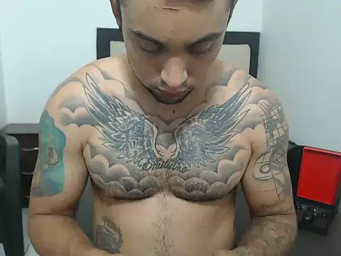 Xanderrt – Naživo XXX chat