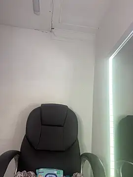 Živý XXX chat Adeline_1
