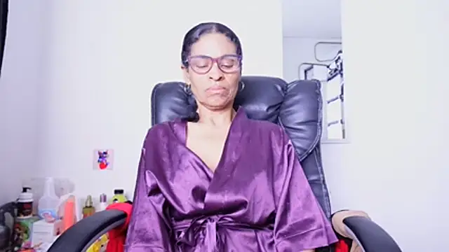 Živý XXX chat Aries_Mature