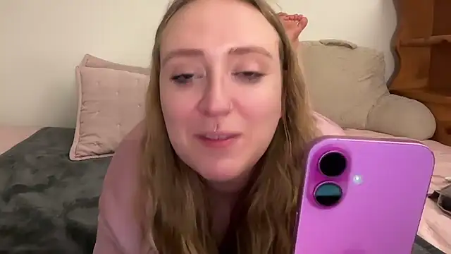 Pattyworld69 élő XXX-chatje