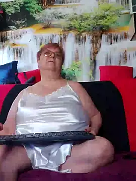 QueenPammy1's Live XXX Chat