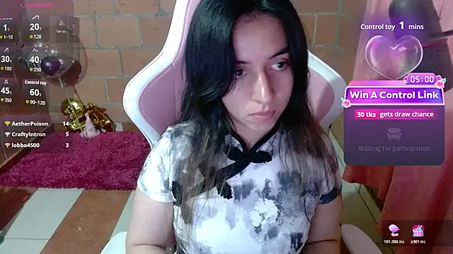 Czat XXX na żywo – Maggie_Fox3