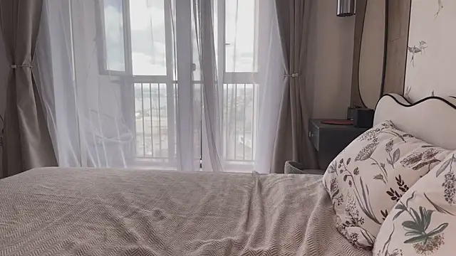 Anna_Six XXX чат на живо