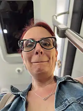 NataKitten Chat XXX in diretta