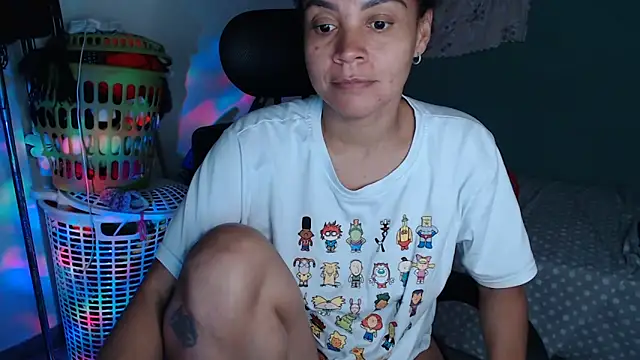 shayna_cute Adlı Modelin Canlı XXX Sohbeti