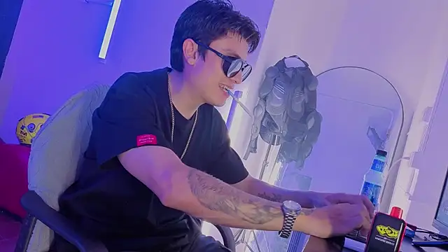Chat XXX ao vivo de angel_still_