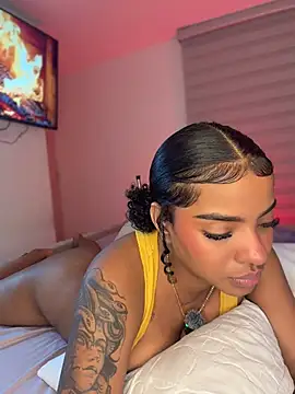 Irishottt Chat XXX live