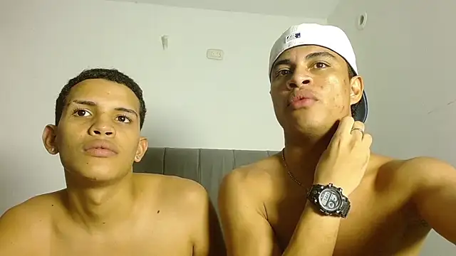 Jose_And_Daniel Live XXX-chat