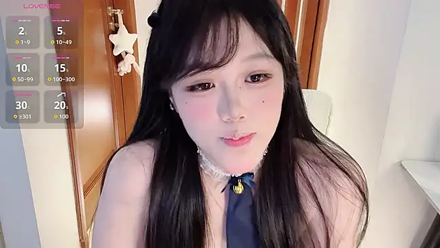 uu_7n Live XXX chat