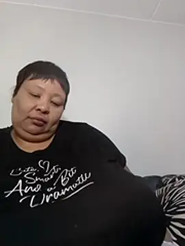 nancy111 – Naživo XXX chat