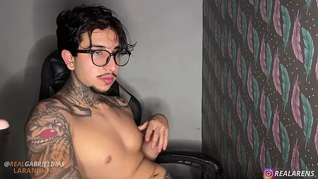 Chat +18 de RealGdiass ao vivo