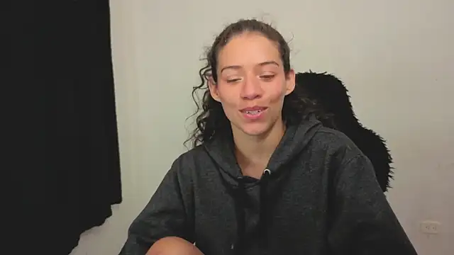daniela_rivasthl Obrolan Langsung XXX