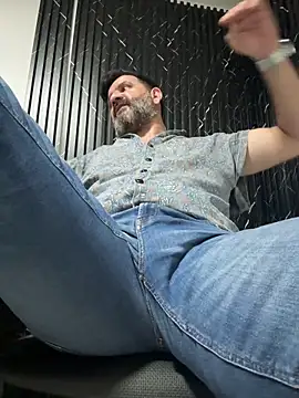 Hairy_Dad86n Live XXX chat