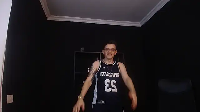 Онлайн чат XXX FelixStarkk