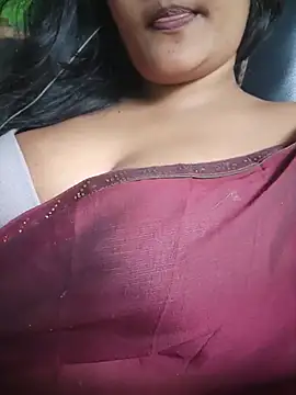 Aruna-1 Adlı Modelin Canlı XXX Sohbeti